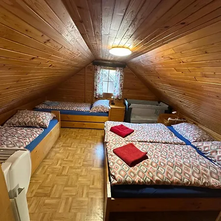 Apartma Leon 1 *